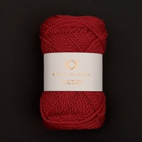 Karen Klarbk - Recycled Bottle Yarn - polyester garn - Christmas Red 3016 - 50g