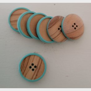 Knap 4-hul Natur/Turkis - 20mm