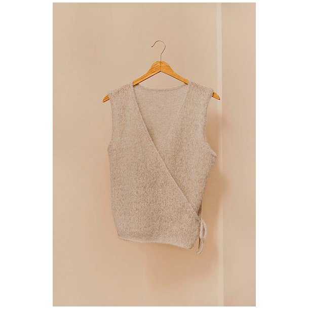 Rauma - Opskrift - Mari Omslagsvest - 412-1