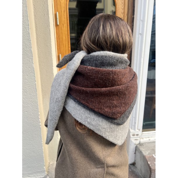 Rauma - Opskrift - Magdalenasjal 500-1