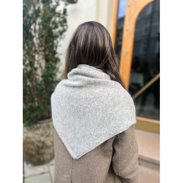 Rauma - Opskrift - Magdalenasjal 500-1