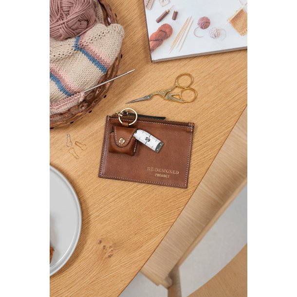 RE:DESIGNED PROJECT - Project 6 - Walnut/Gold - 100% l�der