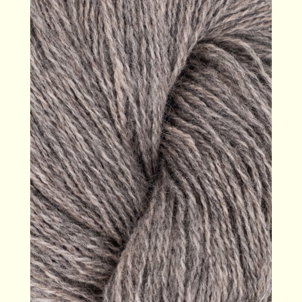 Hillesv�g - S�lje - Uldgarn - Lys R�dlig Beige 642136 - 100g
