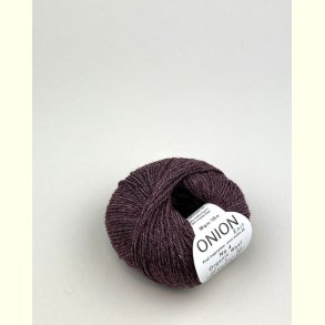 Onion Garn - No.4 Organic Wool + Nettles - uld/n�ldefiber garn - Lilla 819 - 50g