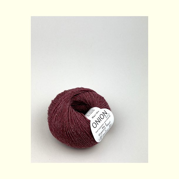 Onion Garn - No.3 Organic Wool + Nettles - uld/n�ldefiber garn - M�rk r�d 1108 - 50g