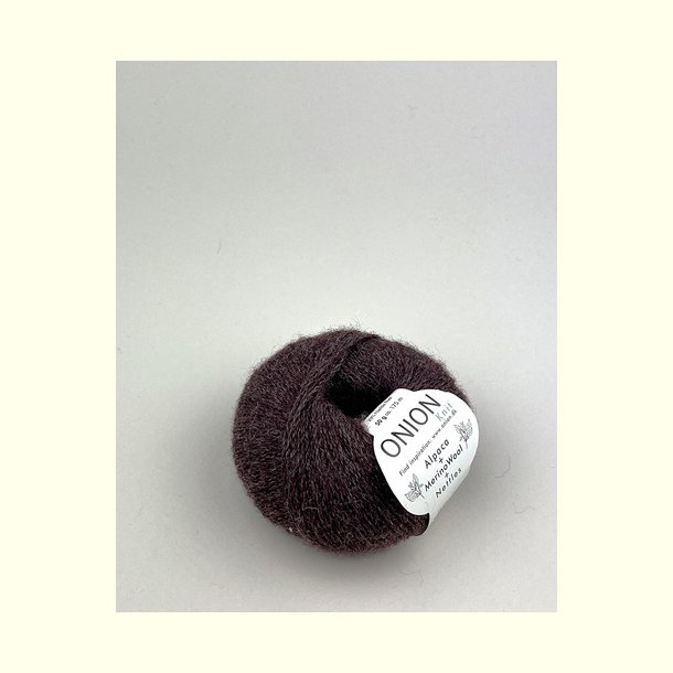 Onion Garn - Alpaca + Merino + Nettles - Sort Oliven (1221) - 50g
