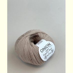 Onion Garn - SOFT Organic Wool + Nettles - uld/n�ldefiber garn - Marcipan 1541 - 50g