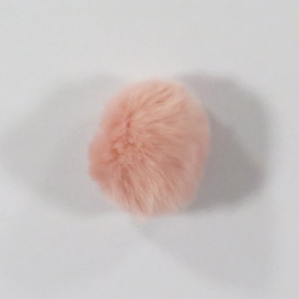 Pom pom i kaninhr - 6cm - Pudder