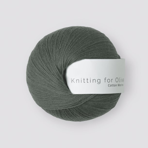 Knitting for Olive - Cotton Merino - Bomuld/Merino garn - M�rk S�gr�n - 50g