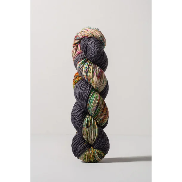 Gusto Wool - Carmen - merinould/strmpegarn - Fv. 1410 - 100g