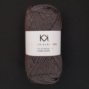 Karen Klarbk - Recycled Bottle Yarn - polyester garn - Charcoal 3013 - 50g