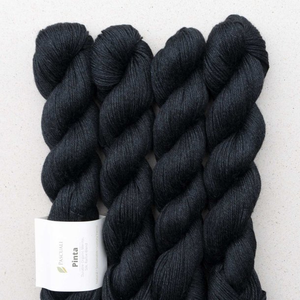 Pascuali - Pinta - silke/ramie/merino uldgarn - Coal (120) - 50g