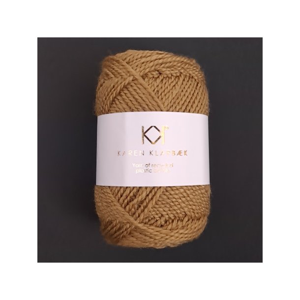 Karen Klarbk - Recycled Bottle Yarn - polyester garn - Gold 3018 - 50g