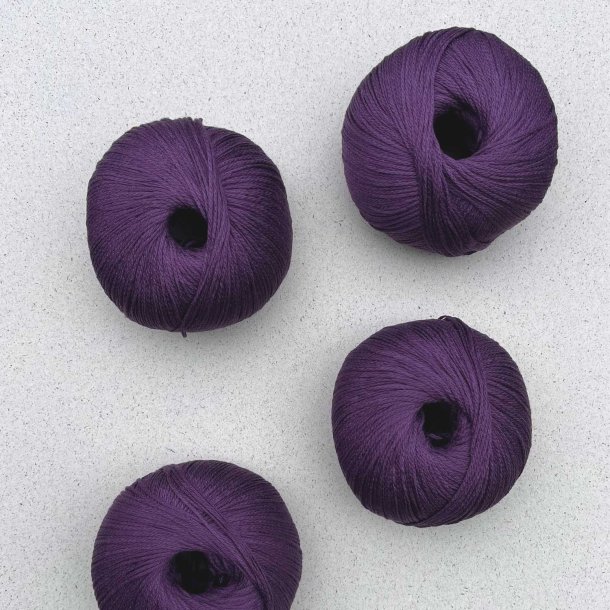 Pascuali - Arctic Pearl - 100% Lyocell garn (Tang og Eukalyptus) - Grape 10 - 50g