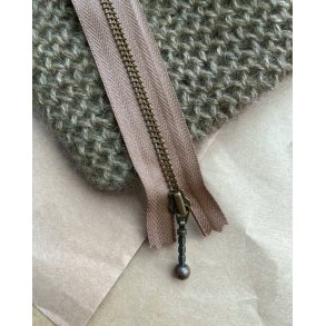 PetiteKnit lynls - 14 cm - Hasselnd