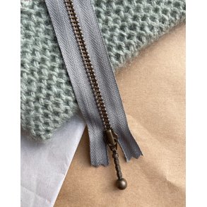 PetiteKnit lynls - 17 cm - Flint