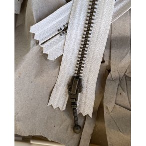 PetiteKnit lynls - 35 cm - Mandel