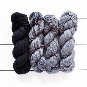 *Urth Merino Gradient - Kit til sjal - Gr nuancer