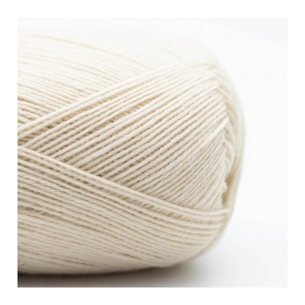 Kremke Soul Wool - Edelweiss Classic 4ply - uld/strmpegarn - Natur hvid 400 - 100g