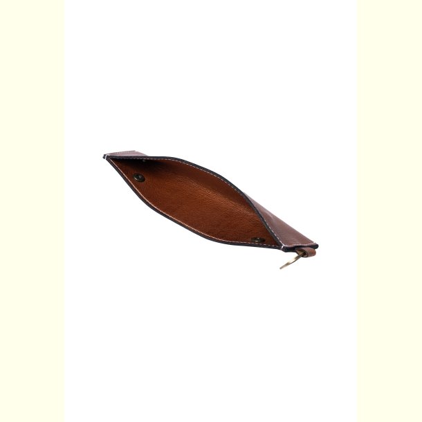 RE:DESIGNED PROJECT - Project 126 - Walnut - 100% l�der