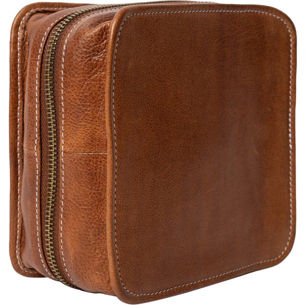 RE:DESIGNED PROJECT - Project 83 - Walnut - 100% l�der