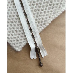 PetiteKnit lynls - 14 cm - Perlemor