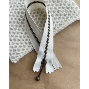 PetiteKnit lynls - 23 cm - Perlemor