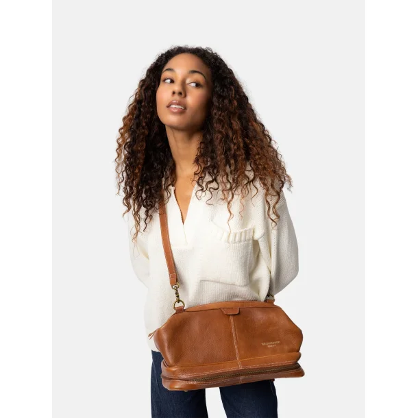 RE:DESIGNED PROJECT - Project 45 - Walnut/Gold - 100% l�der