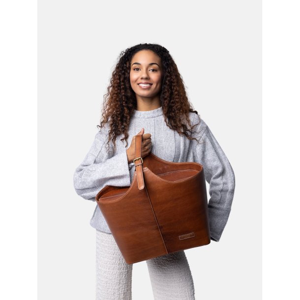 RE:DESIGNED PROJECT - Project 72 - Walnut - 100% l�der