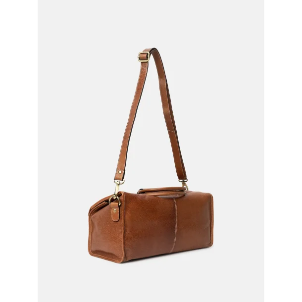 RE:DESIGNED PROJECT - Project 73 - Walnut - 100% l�der