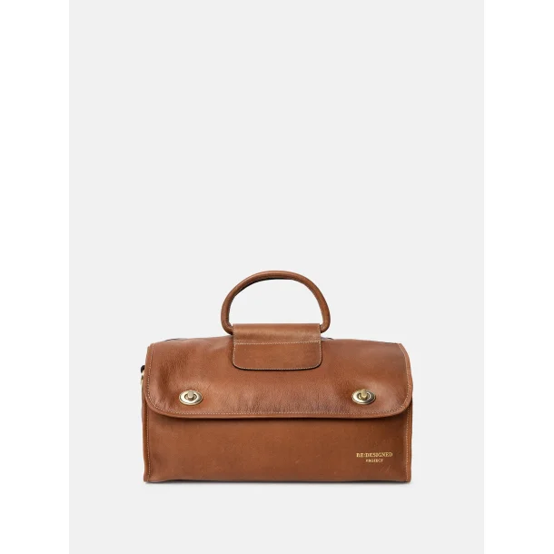 RE:DESIGNED PROJECT - Project 73 - Walnut - 100% l�der