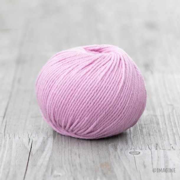 Imagine Wool - Soft Merino uldgarn - Amaranth (11) - 50g