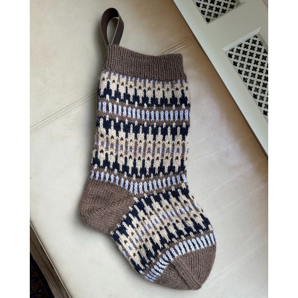 PetiteKnit - Lderstrop til Julesok - Mrkebrun