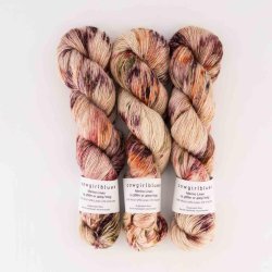 Cowgirl Blues - Merino Linen Gradient - Merinould og hrgarn - "From a Distance" - 100g