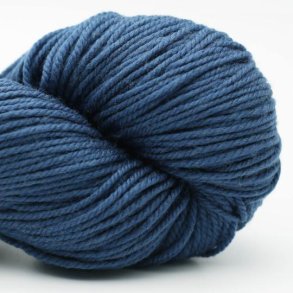 Hey Mama Wolf - Mokosh Merino d'Arles uldgarn - Mazarine Blue (04) - 100g