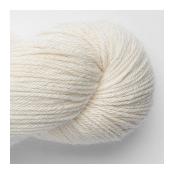 Amano - Eco Puna - ufarvet alpaca garn - Natural White (9000) - 100g