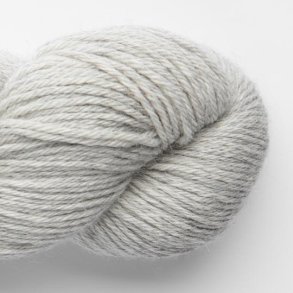 Amano - Eco Puna - ufarvet alpaca garn - Pale Grey (9001) - 100g