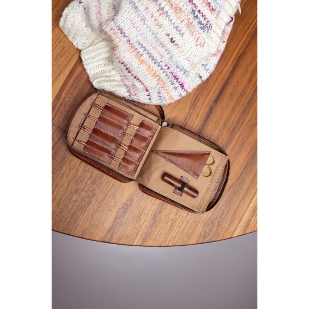 RE:DESIGNED PROJECT - Project 83 - Walnut - 100% l�der